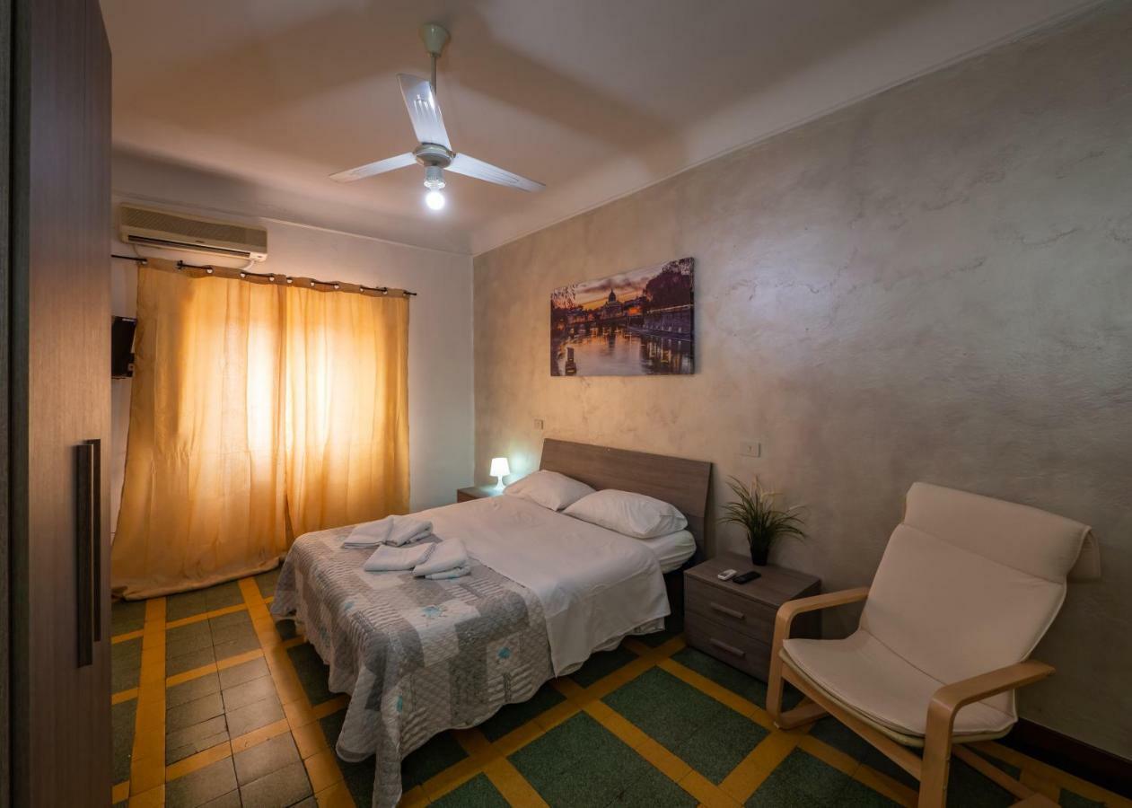 Bed & Breakfast Principe Amedeo 2*